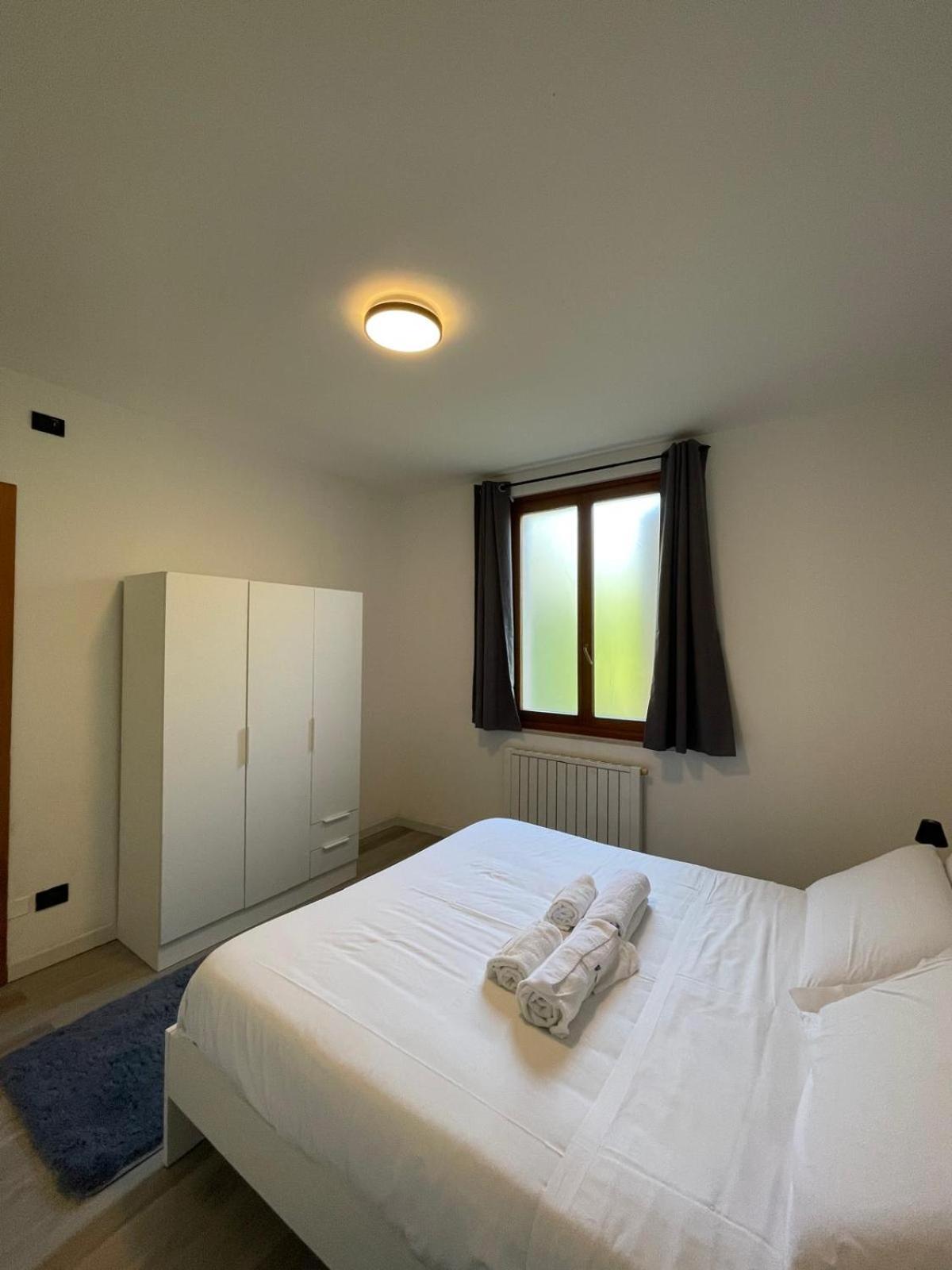 Marconi City Centre Desenzano del Garda Kültér fotó